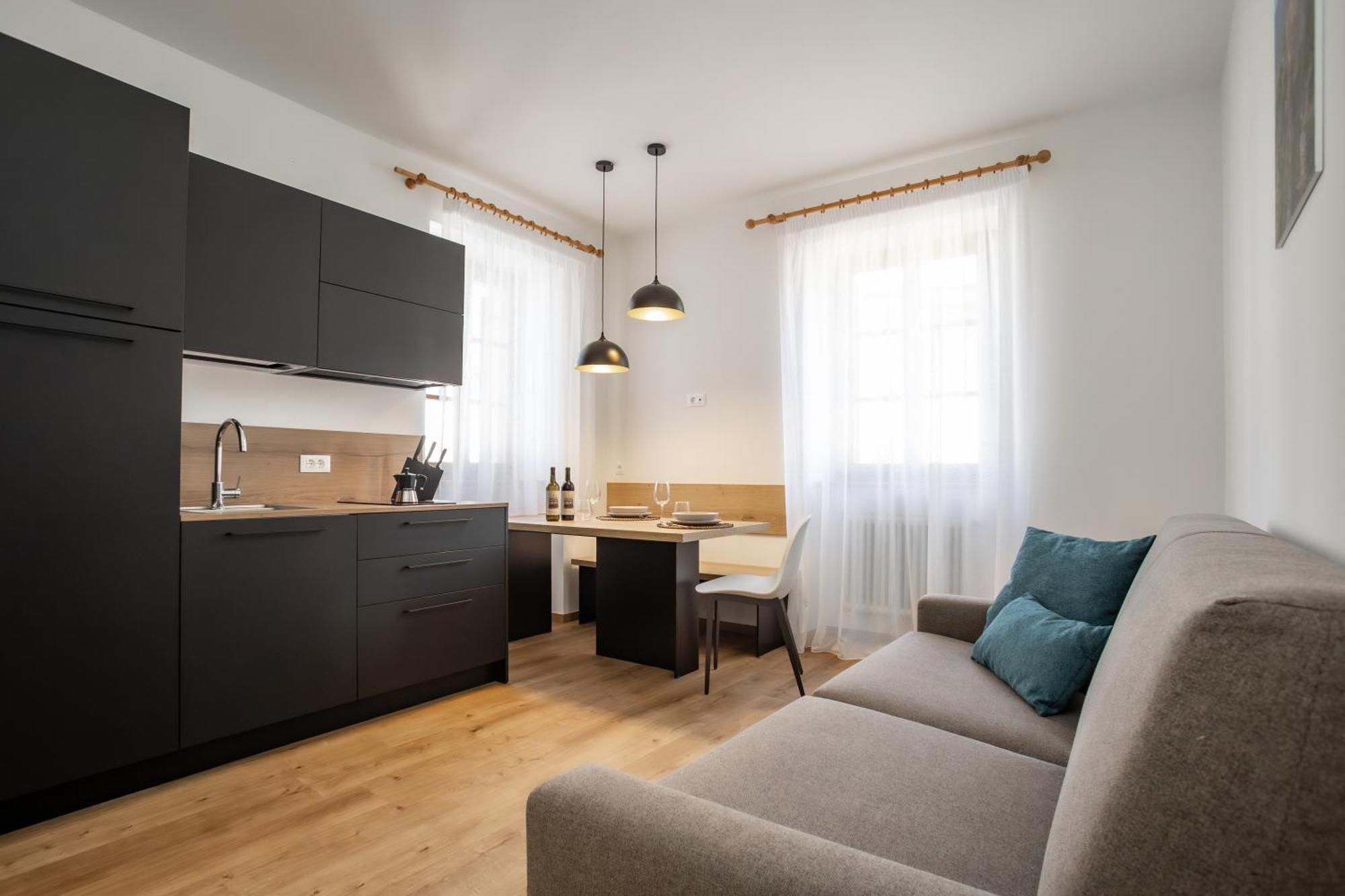 Ferienwohnung Ansitz Von Wohlgemuth Salurn Exterior foto