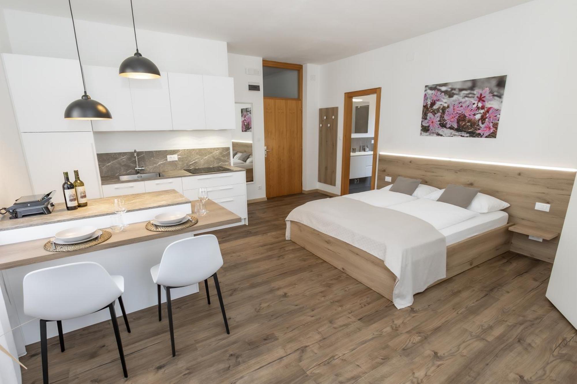 Ferienwohnung Ansitz Von Wohlgemuth Salurn Exterior foto